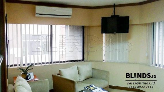 Jual Vertical Blind Blackout Warna Beige Di Cikini