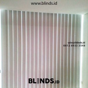 contoh vertical blinds blackout onna custom di Kebon Jeruk id4216