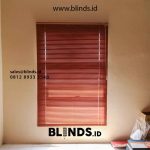 Pasang Venetian Blinds Wood Motive Di Duren Jaya Bekasi Timur