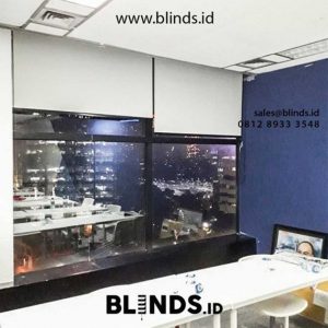 Jual Roller Blinds Murah Bahan Blackout id4334⁣