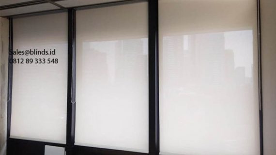 36+ Portofolio Roller Blinds Sp 2600-2 White Tirai Modern
