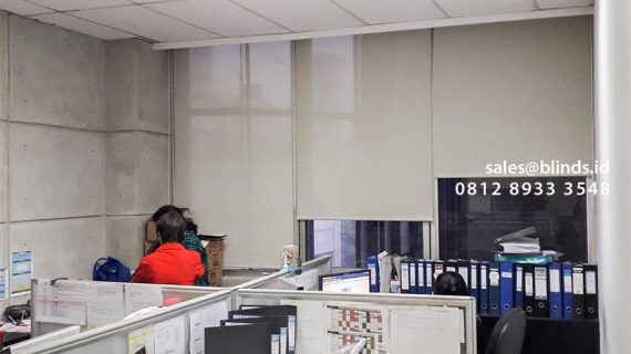 Jual Roller Blinds Solar Screen Sp 2600-10 Green + Cream Rasuna Said Setiabudi Jakarta